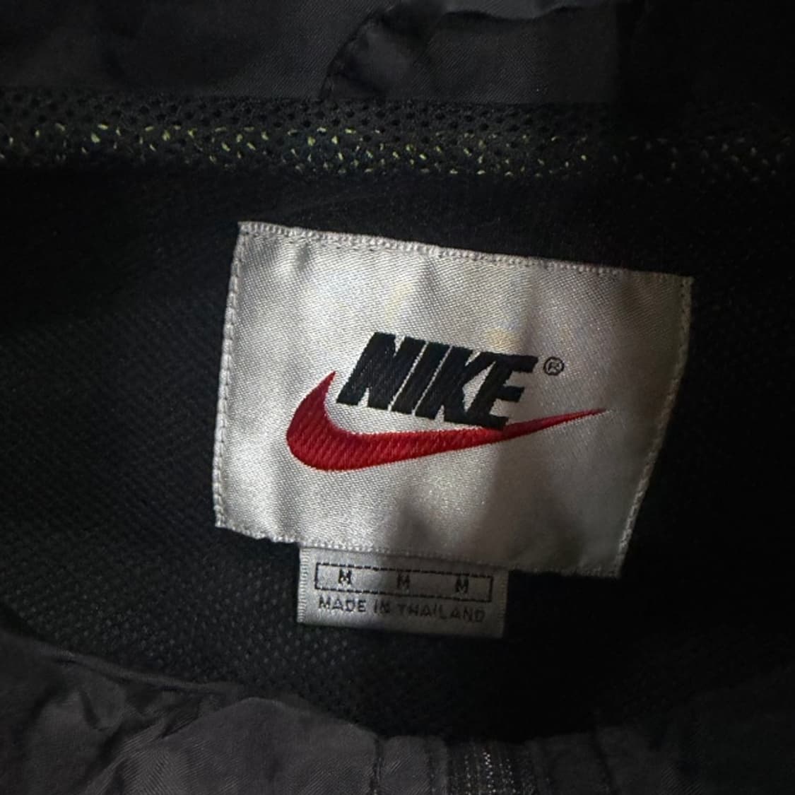 100 나이키 올드스쿨 97-98 도르트문트 바람막이 상품이미지4