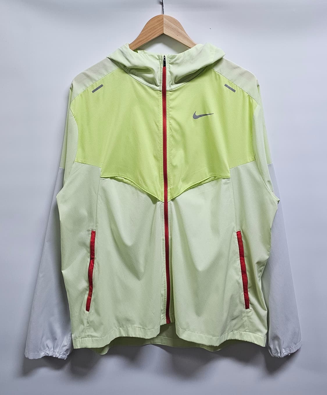 나이키 러닝 바람막이 후드자켓 XL 상품이미지1