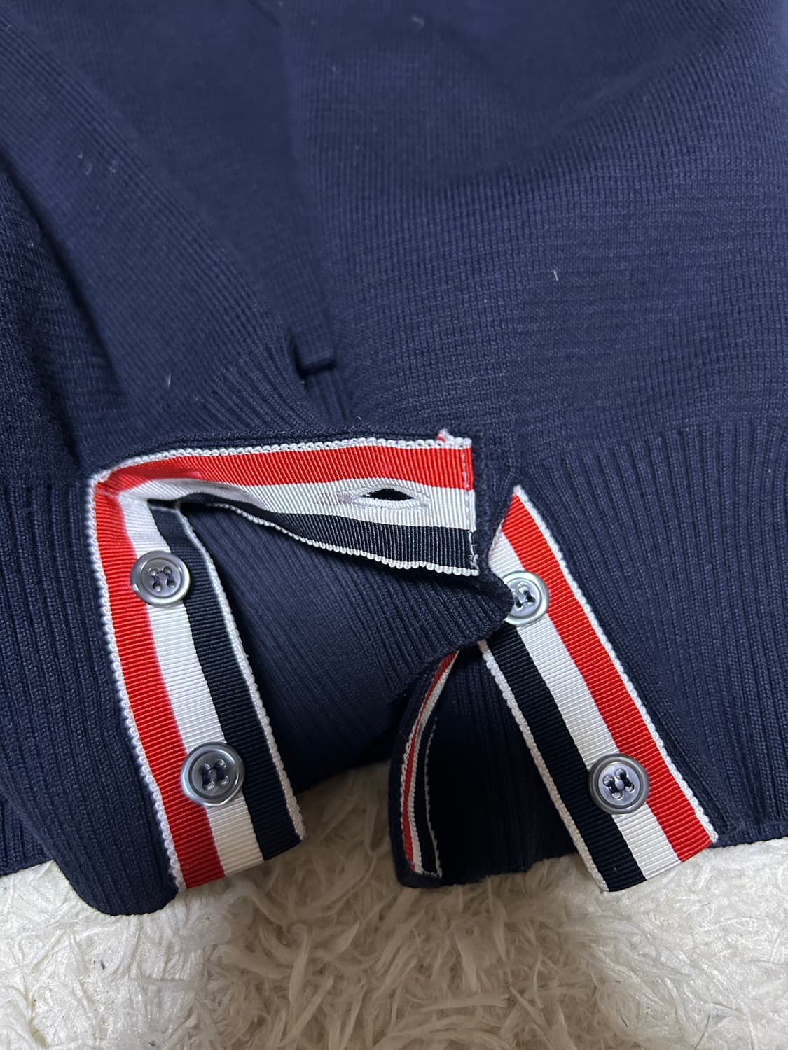 [3, 새상품급] 톰브라운 밀라노스티치 니트 집업 네이비 상품이미지4