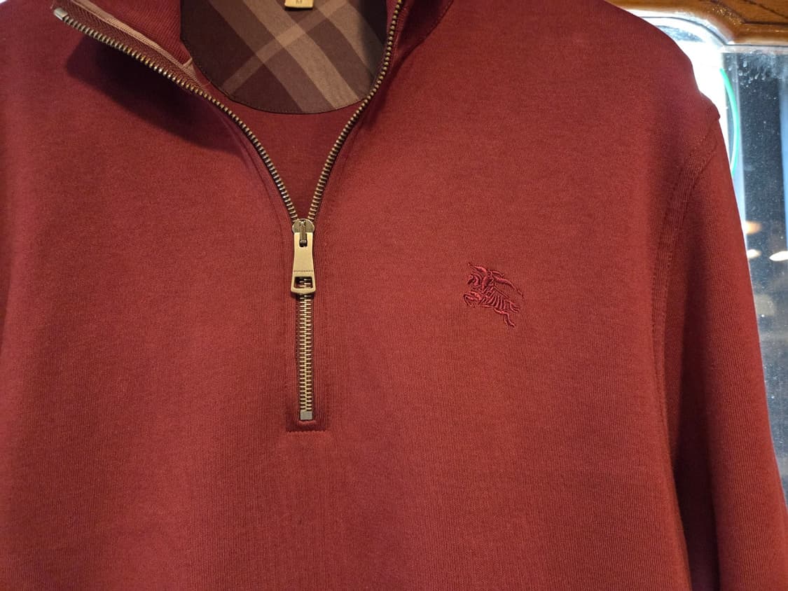 버버리 짚업 스웻 상품이미지3