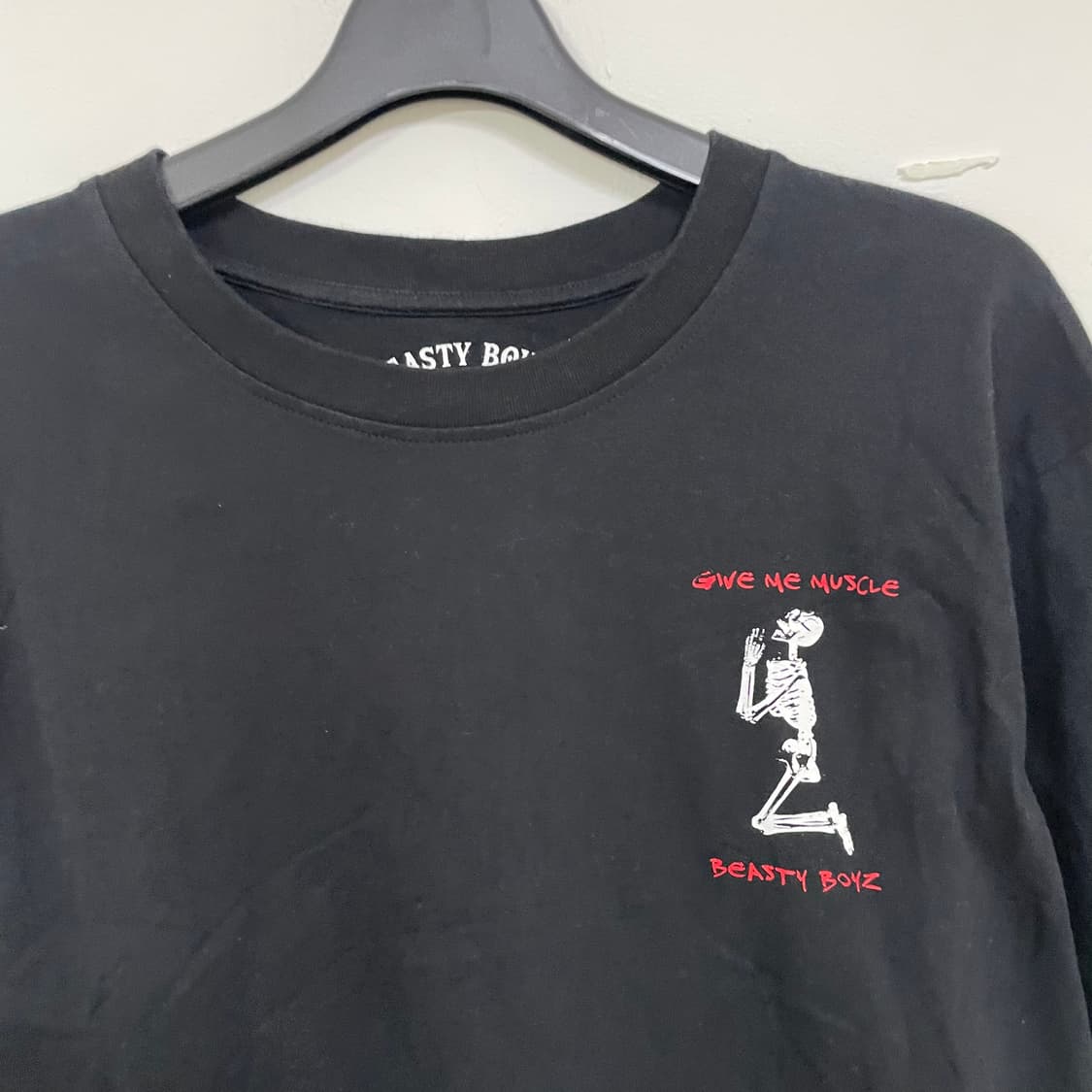 비스티보이즈 긴팔 티셔츠 블랙 상품이미지3