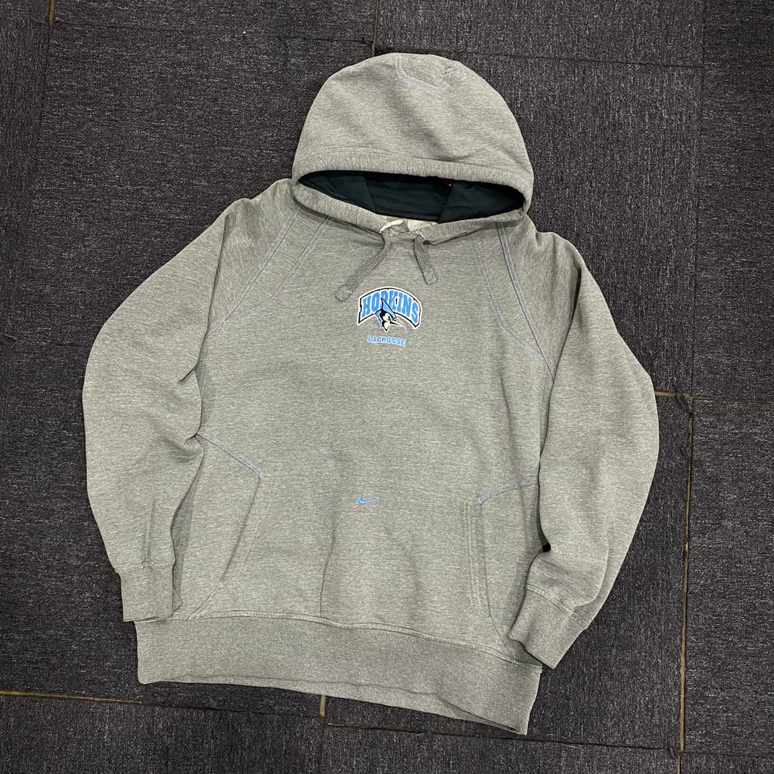 나이키 존스 홉킨스 후드티 상품이미지1