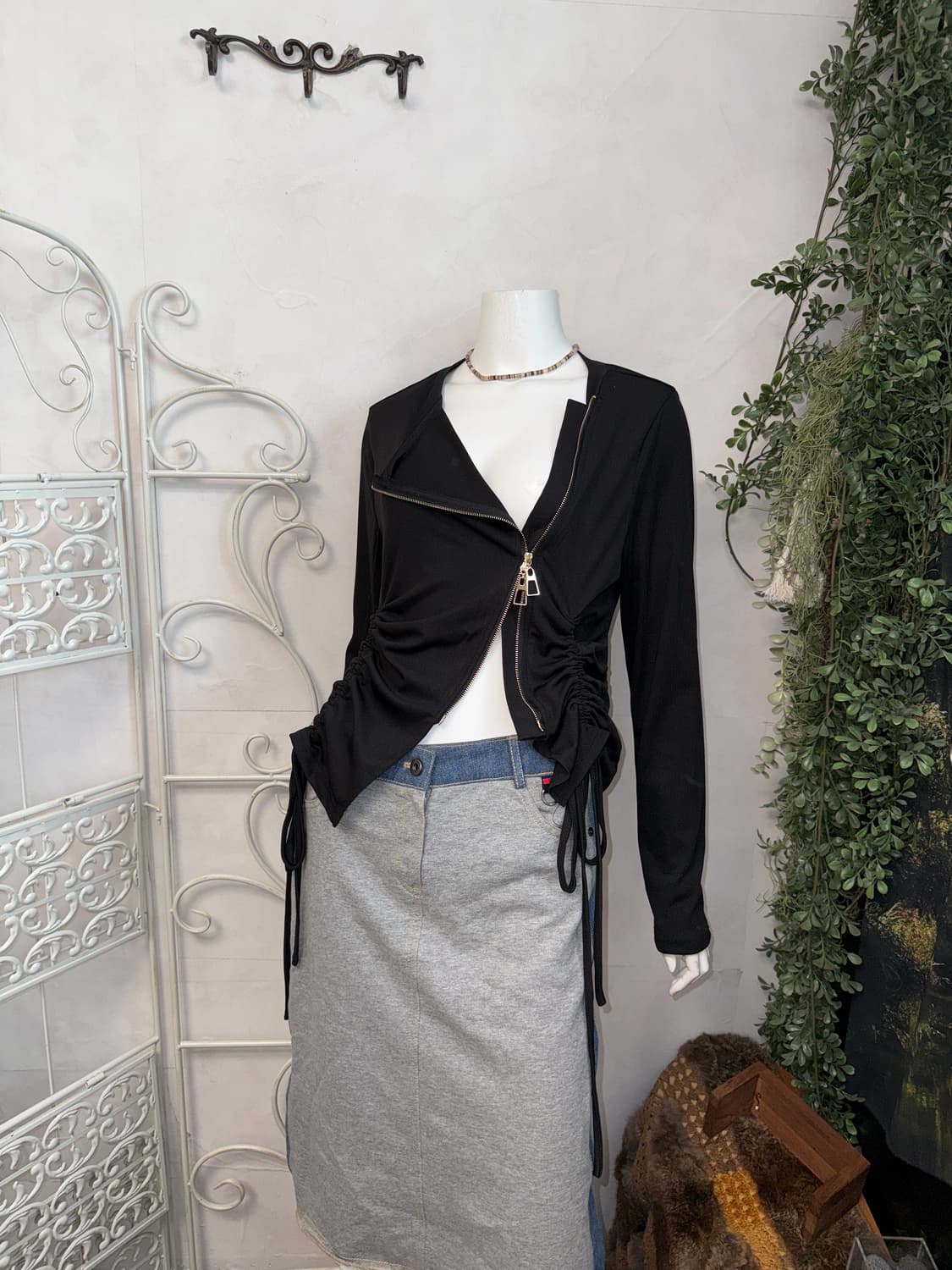 Black side shirring two way zipup 상품이미지1