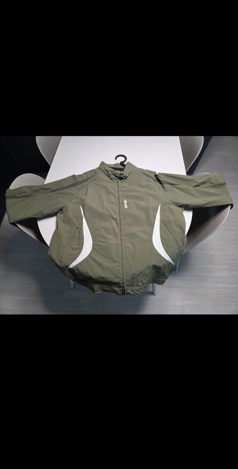 [L] 23SS 팔라스 모토 쉘 자켓 딥그린 판매 상품이미지3