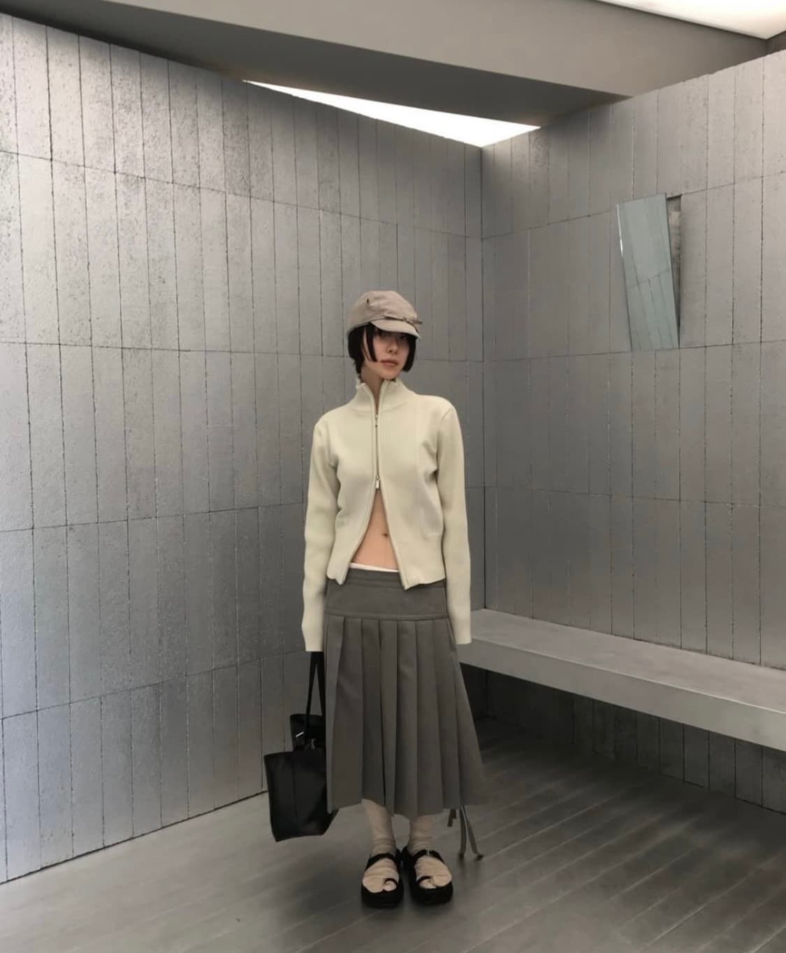 로우클래식  플리츠 스커트 카키 PLEATED ZIPPER SKIRT  상품이미지6