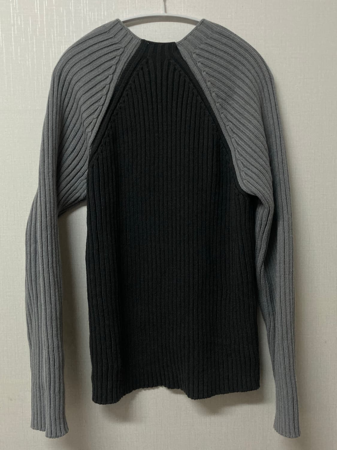 아캄 Paneled Half-Zip Sweater (Dark Gray) 상품이미지2