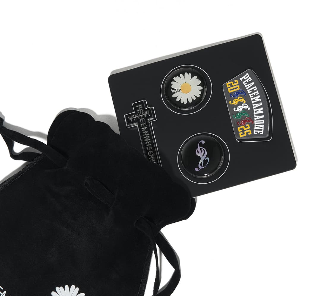 피스마이너스원 뱃지 정가양도 상품이미지2