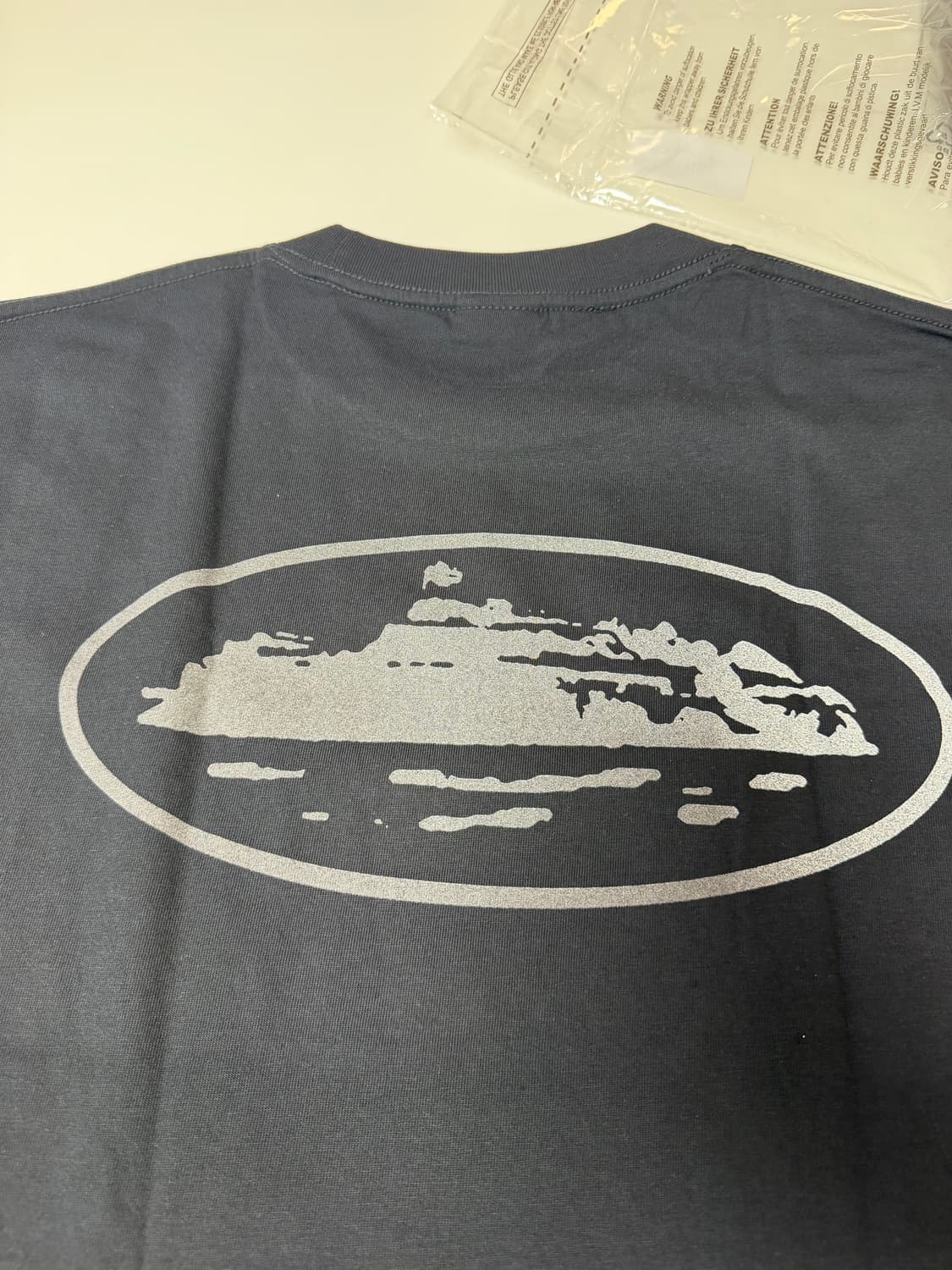 코르테이즈 corteiz og 알카트라즈 리플렉티브 티셔츠 상품이미지4