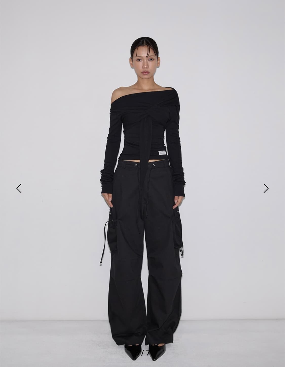 이네기 Drape Flow Tie Long Sleeve (black) 상품이미지2