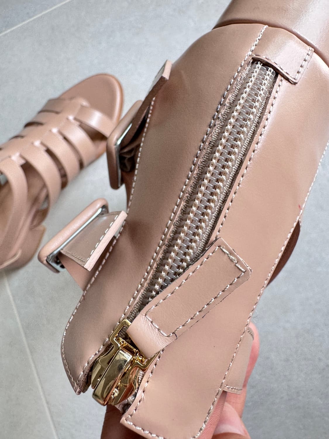 새상품 디자이너 슈즈 전체 소가죽 OH SHOE DESIGNS 샌들 24 상품이미지3