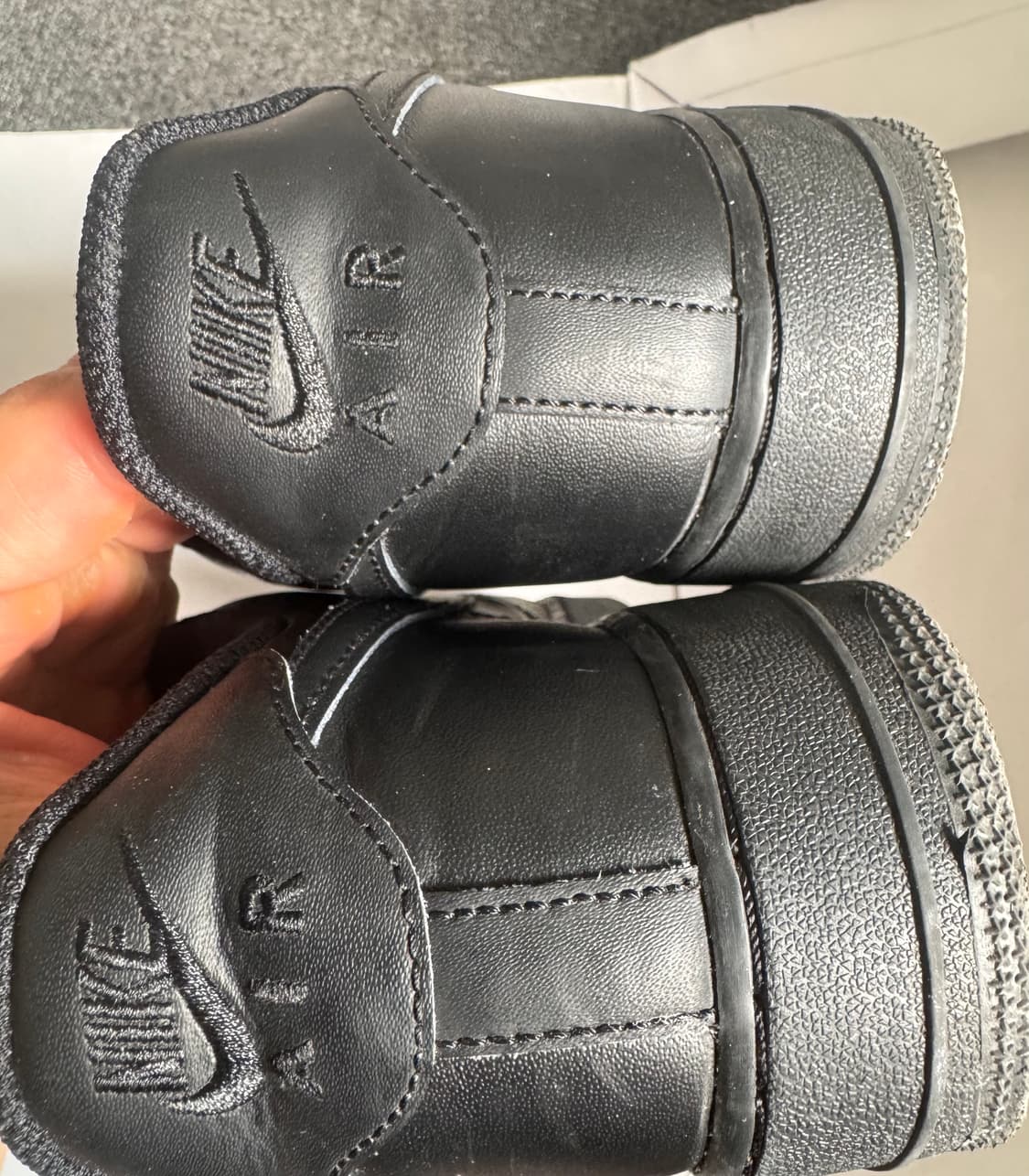 나이키 에어포스1 올검/블랙 US9.5 (275) 상품이미지6