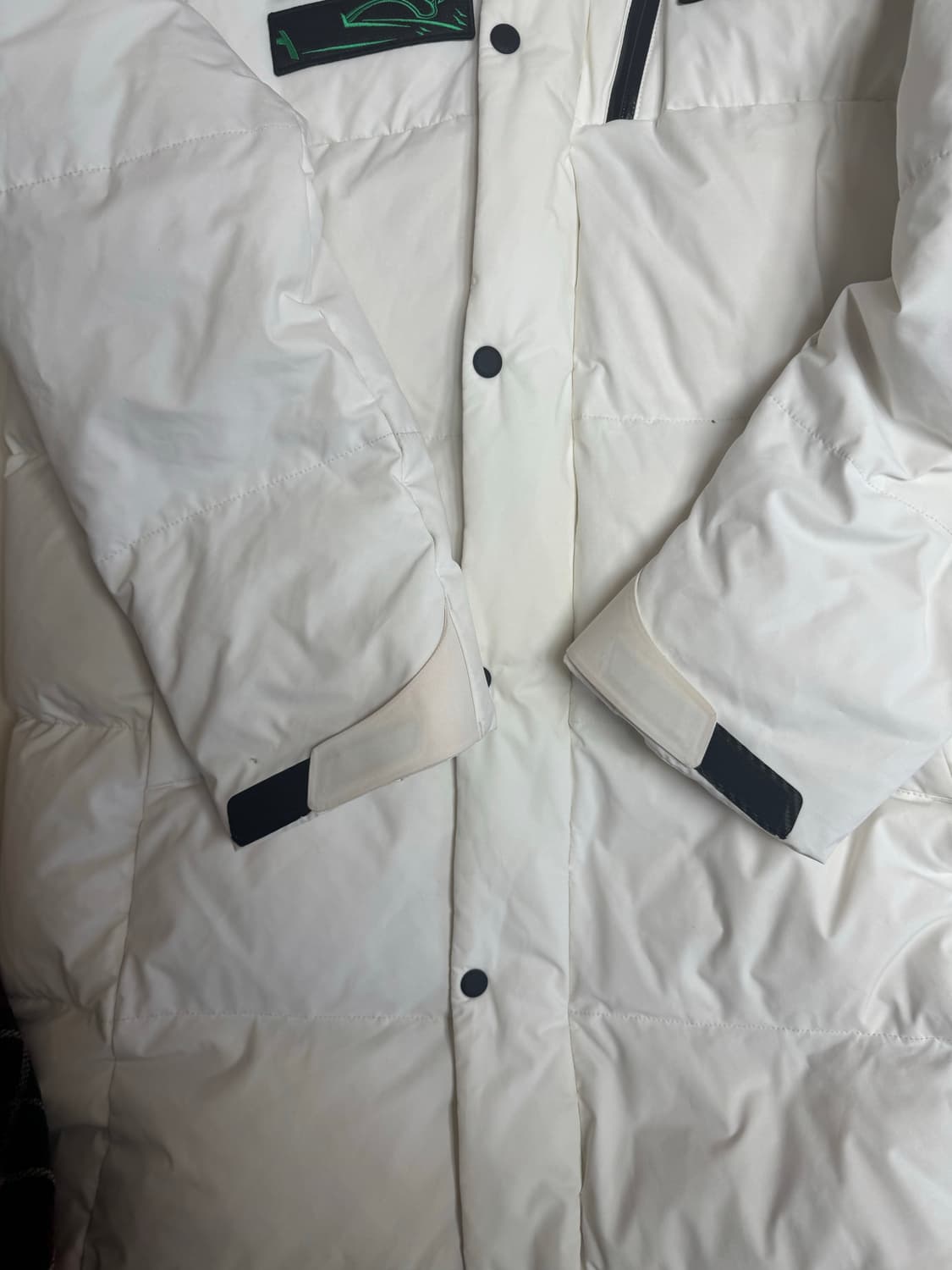 (110) 다이나핏 화이트 롱패딩 폭스퍼 상품이미지8