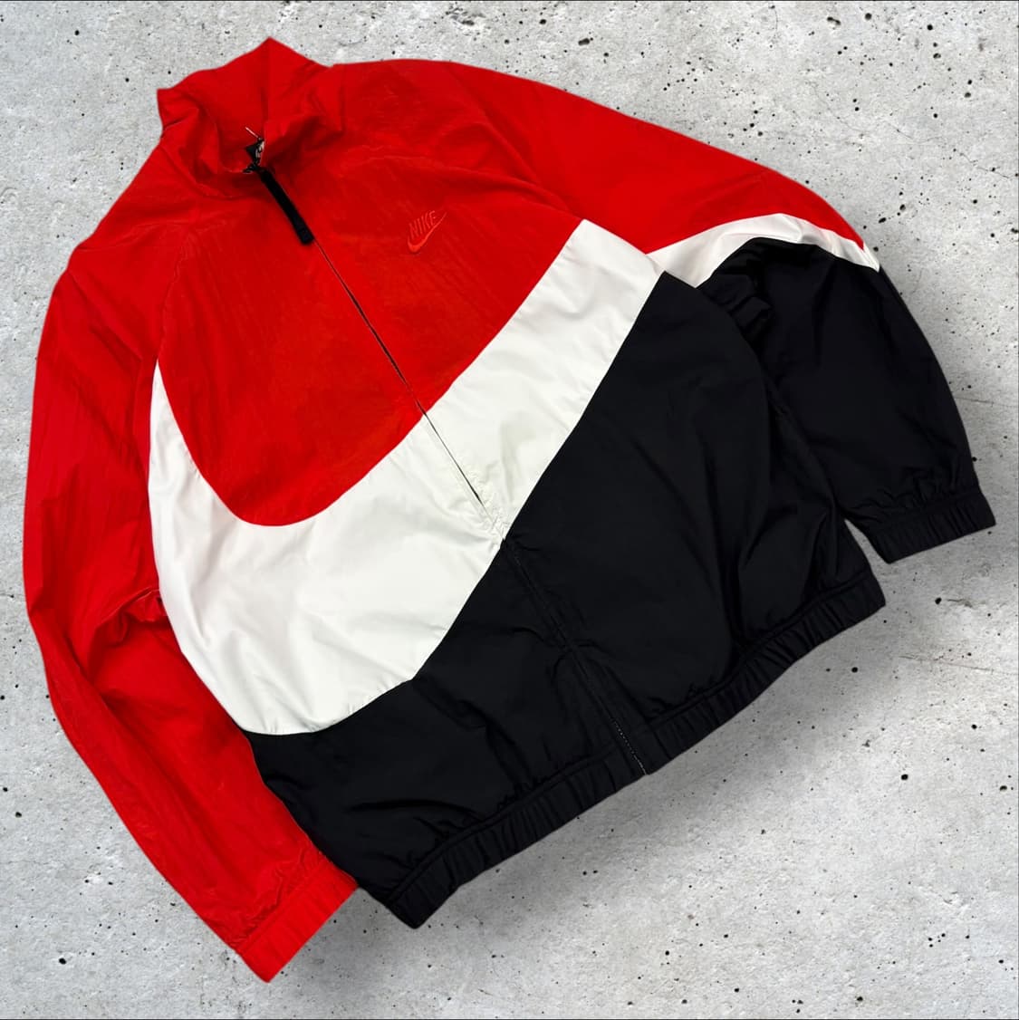 [L] 나이키 빅스우시 우븐 바람막이 레드/블랙 C973 상품이미지1