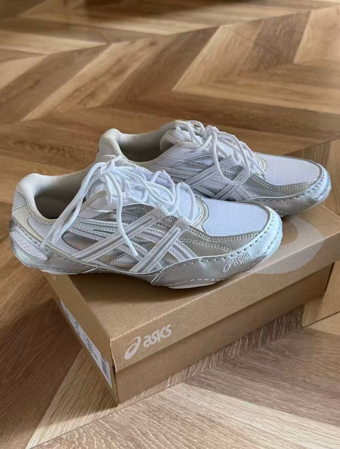 아식스 하이퍼싱크 화이트 퓨어 실버 240mm 상품이미지1