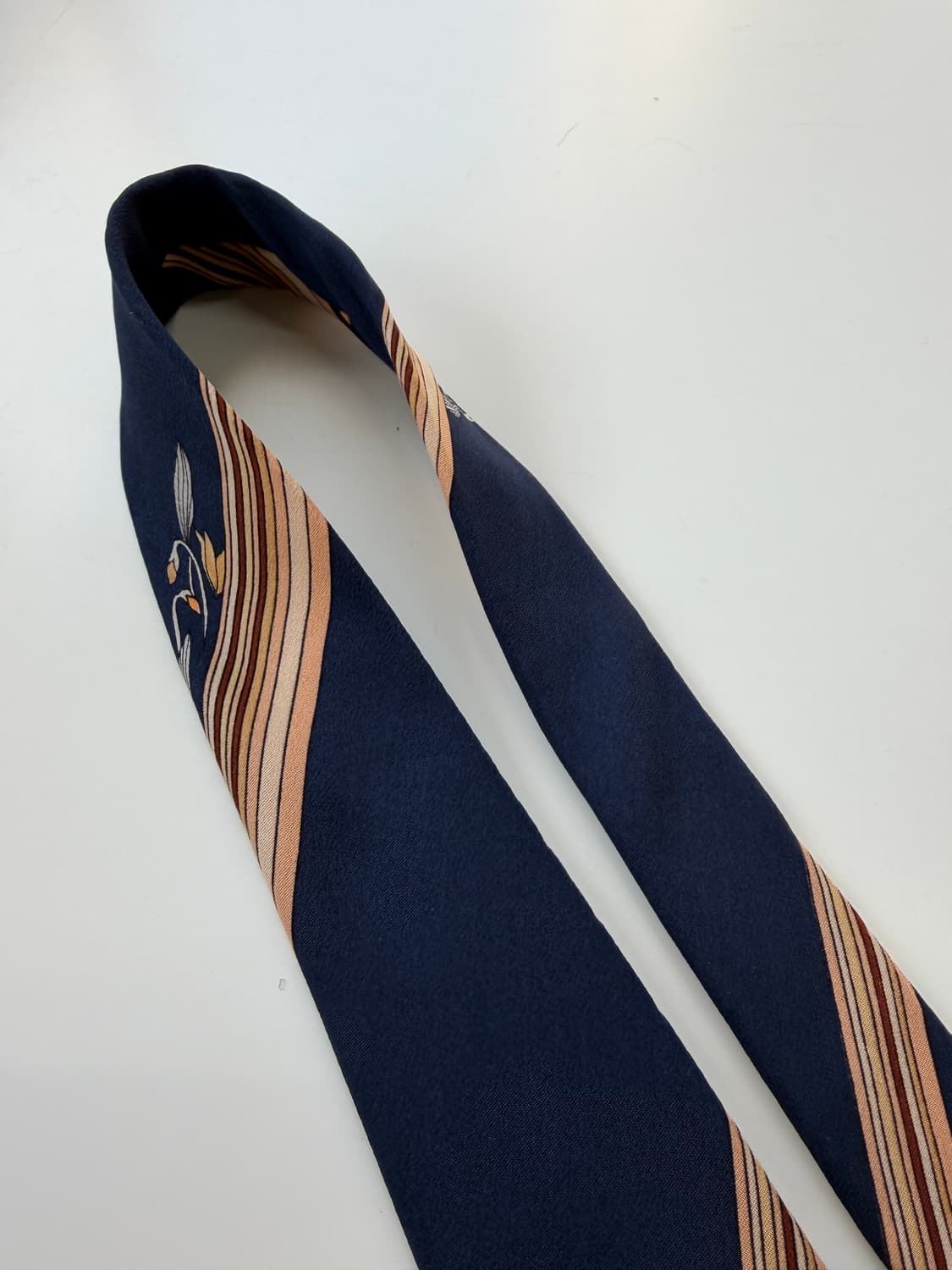 레오나르드(Leonard) 실크 넥타이 8.3cm 상품이미지7