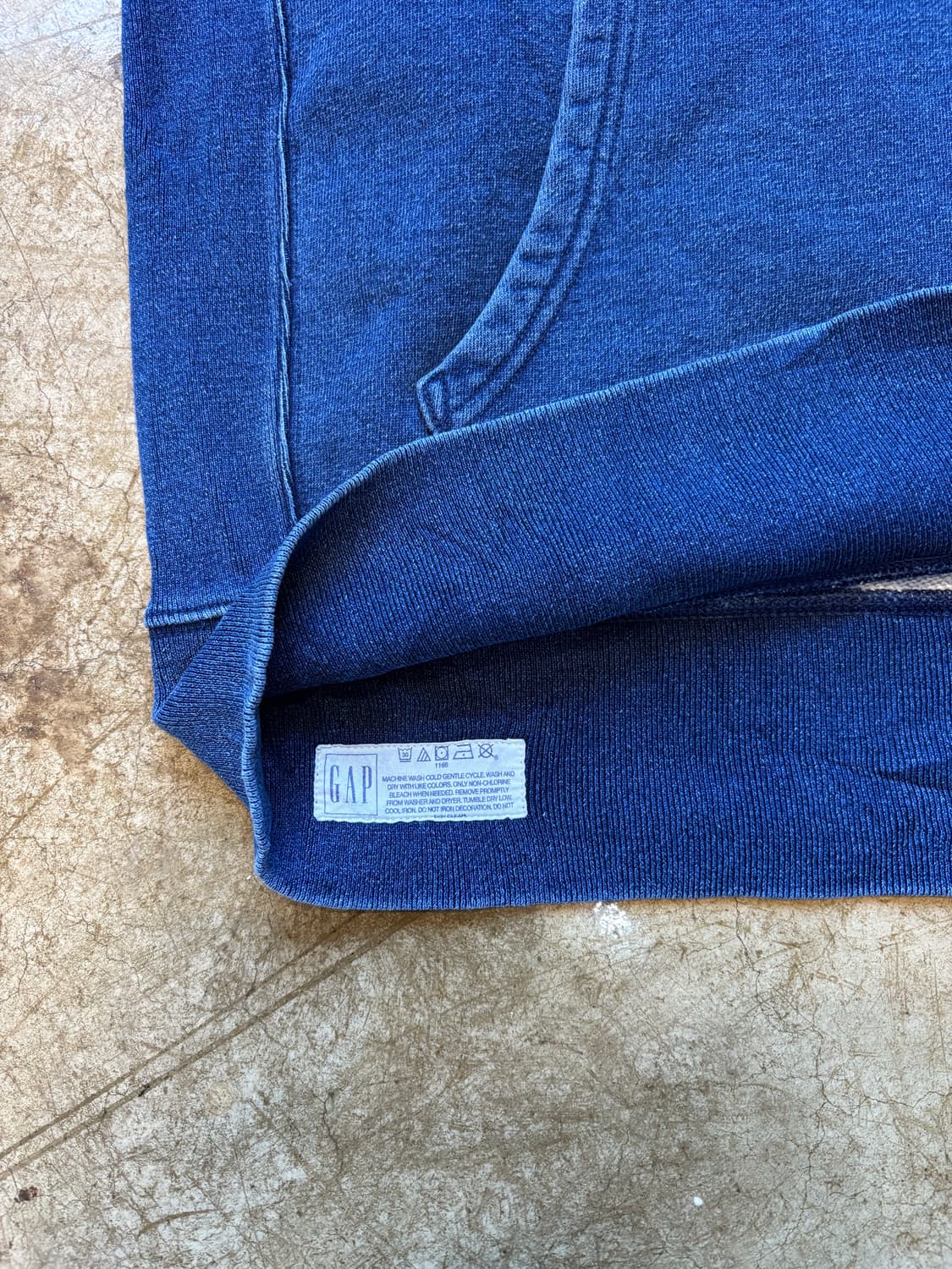 GAP 1969 데님 포켓 후디 상품이미지4