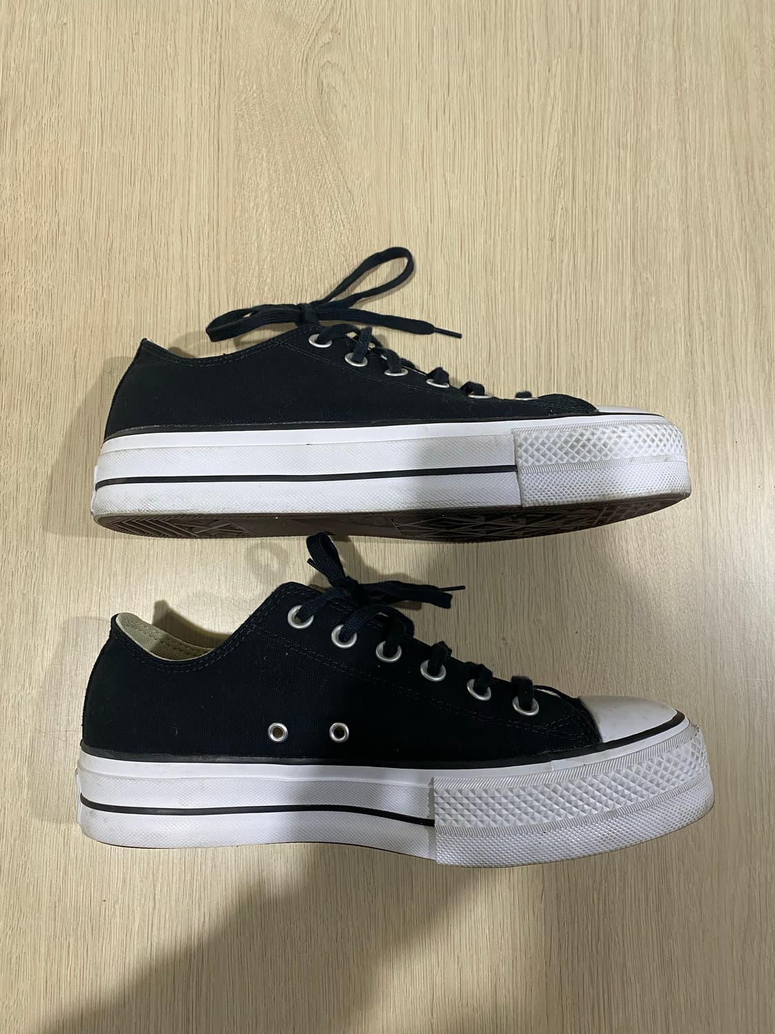 컨버스 척테일러 리프트 블랙 (260) 상품이미지4