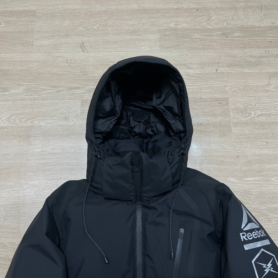 리복 로고 덕다운 후드 패딩 점퍼 [블랙] S/90 상품이미지2