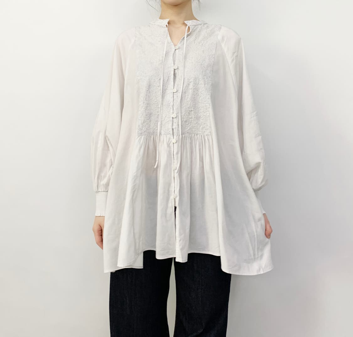 스튜디오 클립 블라우스 상품이미지1