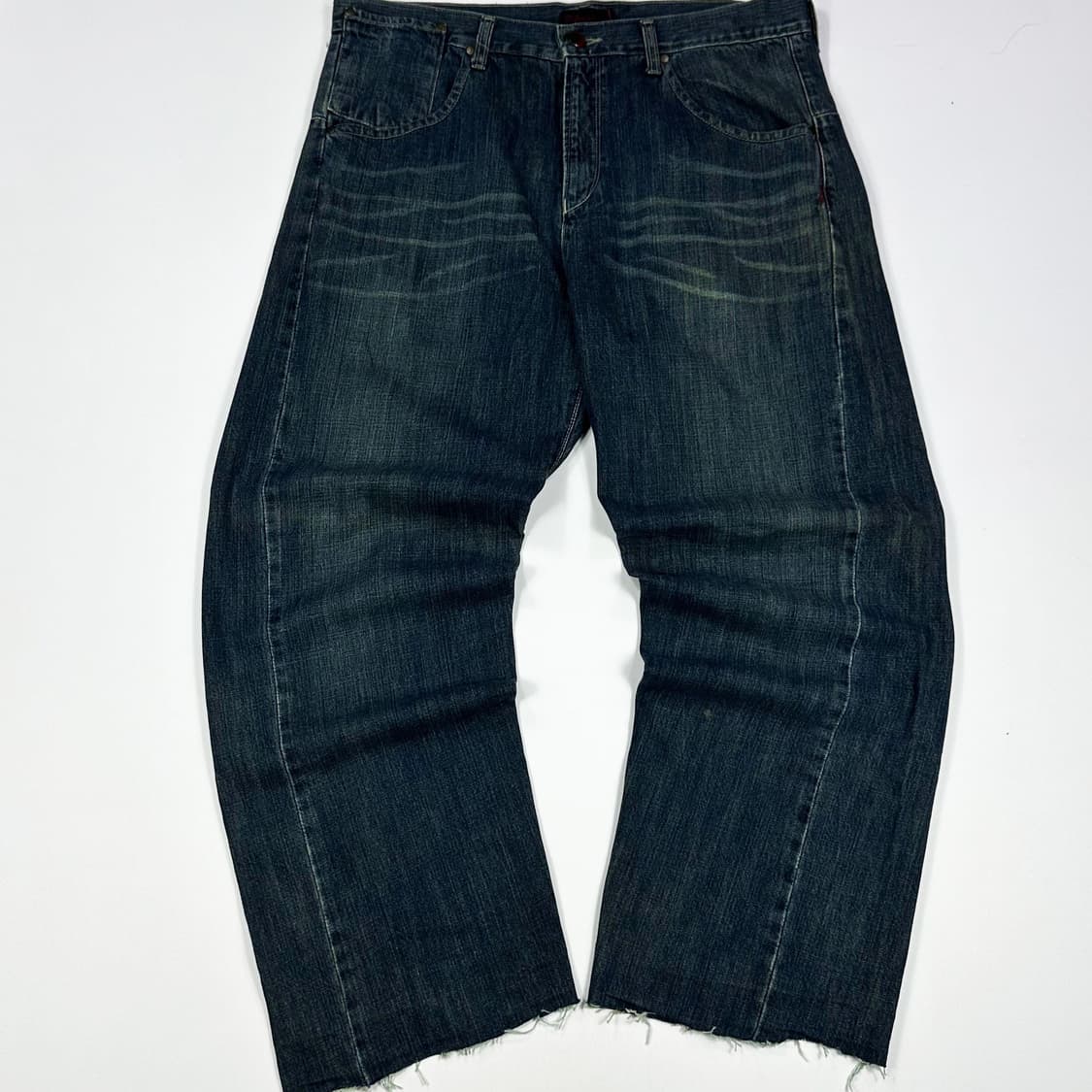 38 리바이스 와이드핏 엔지니어드 컷오프 데님팬츠 상품이미지2