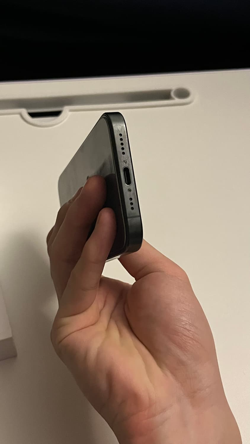 아이폰15프로 블랙티타늄 256 상품이미지6