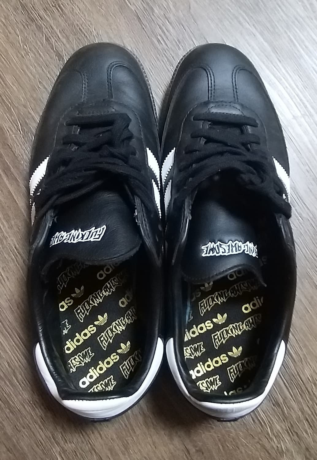 아디다스 x 퍼킹 어썸 삼바 블랙 상품이미지2