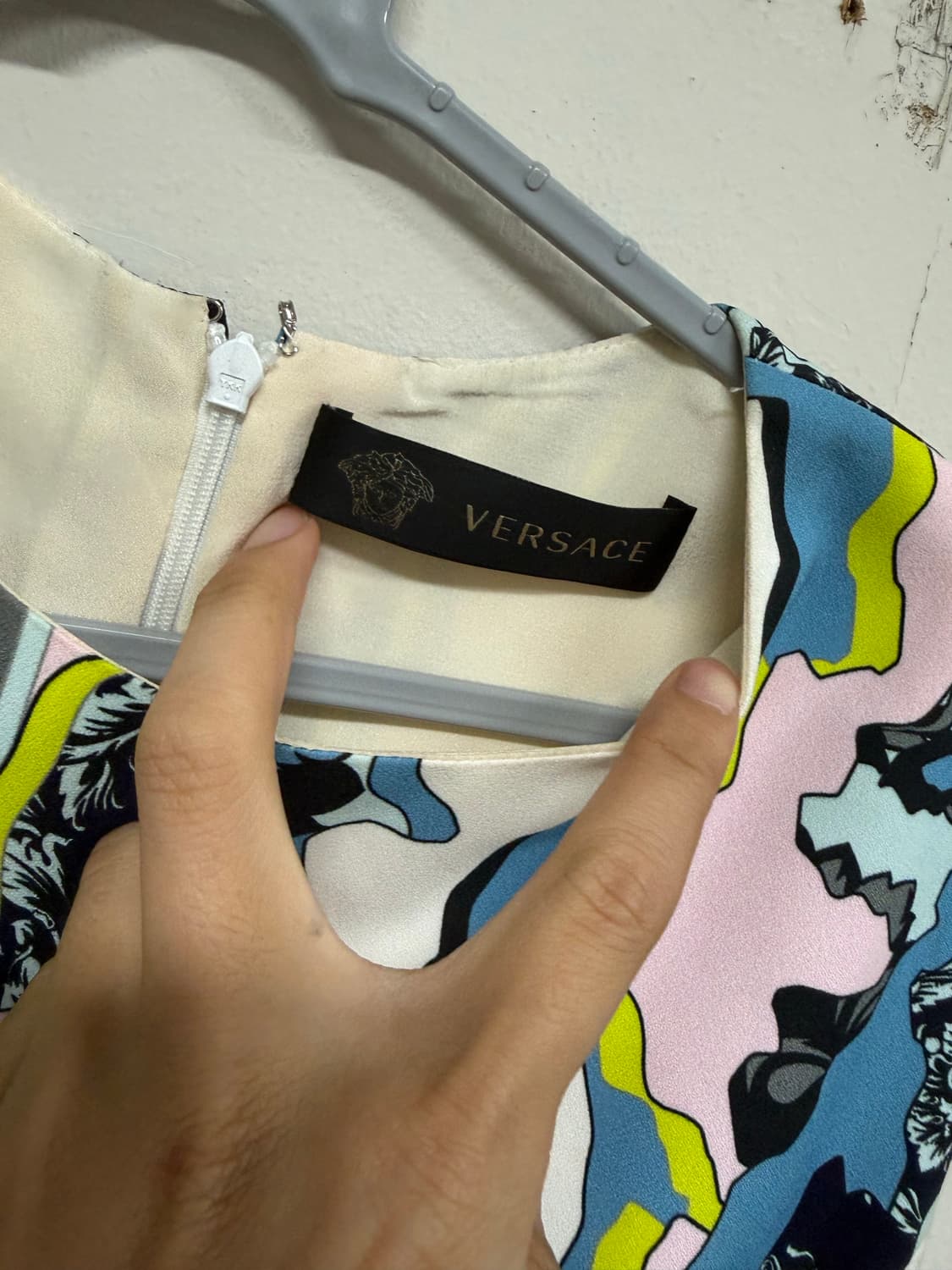 베르사체 16ss 슬리브리스 원피스 상품이미지4