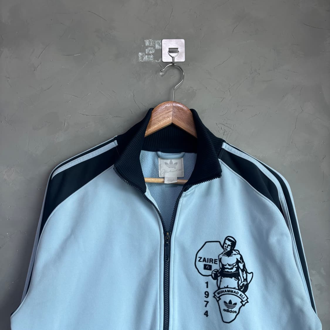 아디다스 무하마드 알리 져지 트랙탑 소라 네이비 상품이미지2