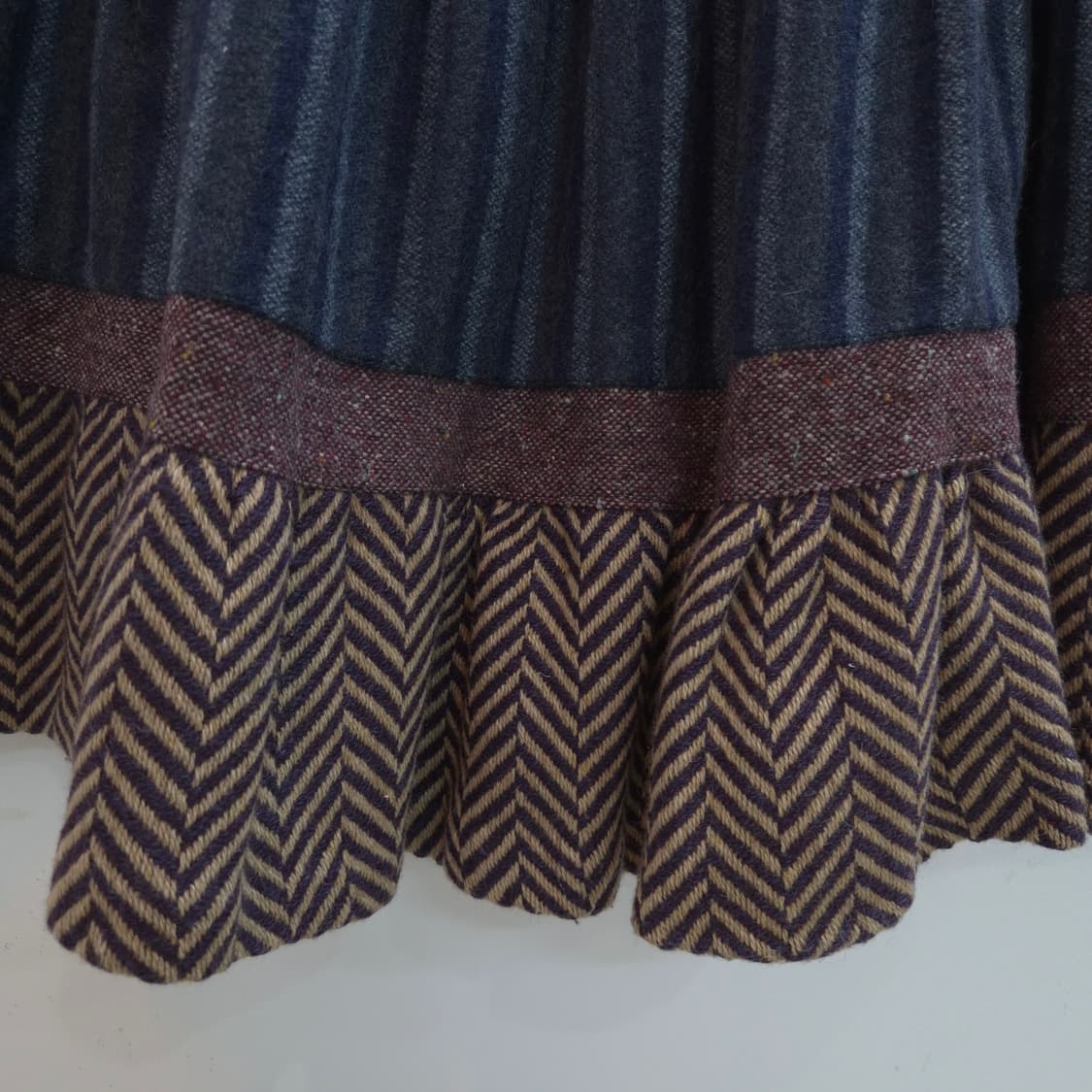 울혼방 3단 배색 플레어 스커트 상품이미지4