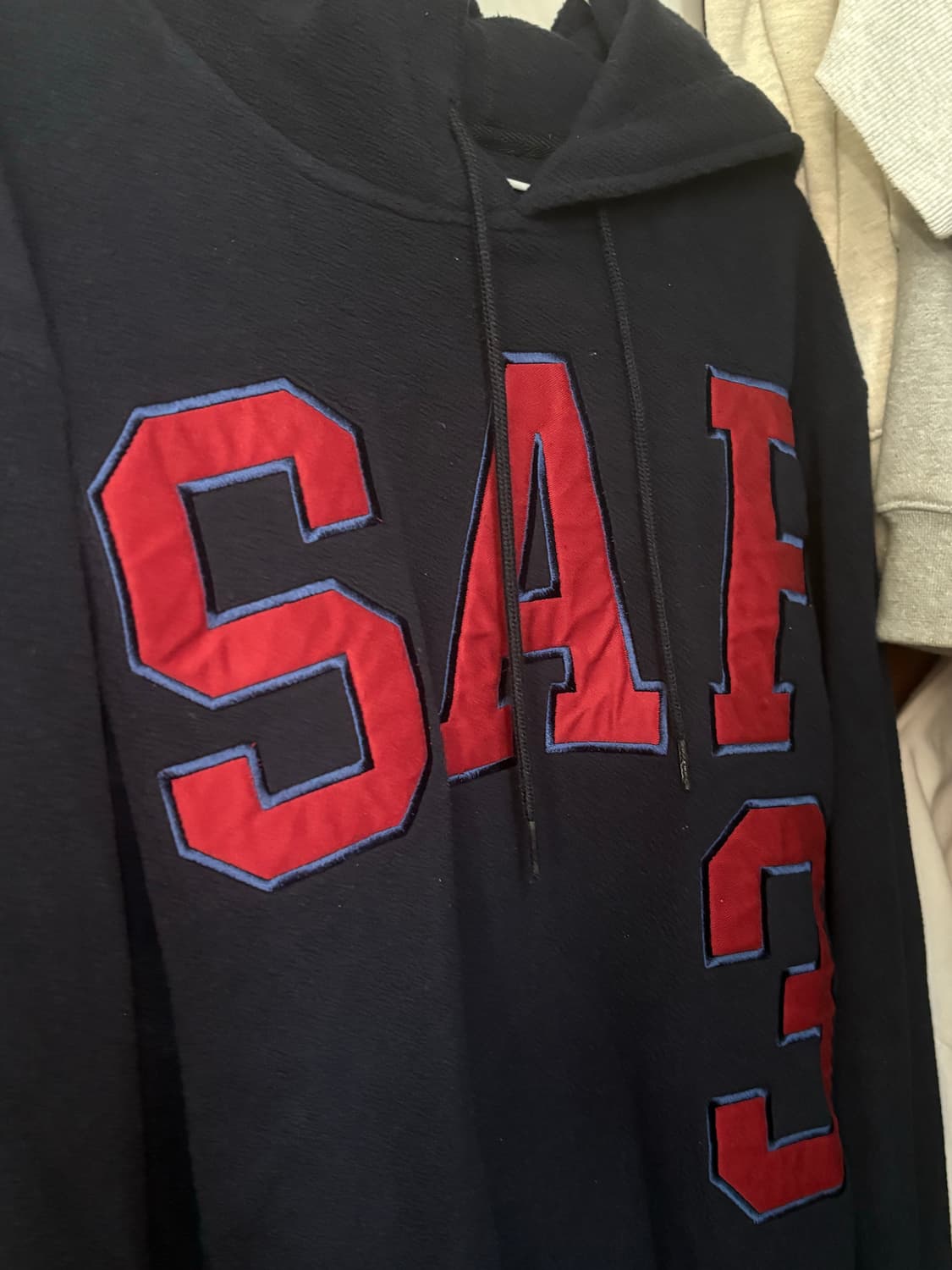 바스카스토어 사파리스팟 베이직 플리스 후드티 네이비 상품이미지2