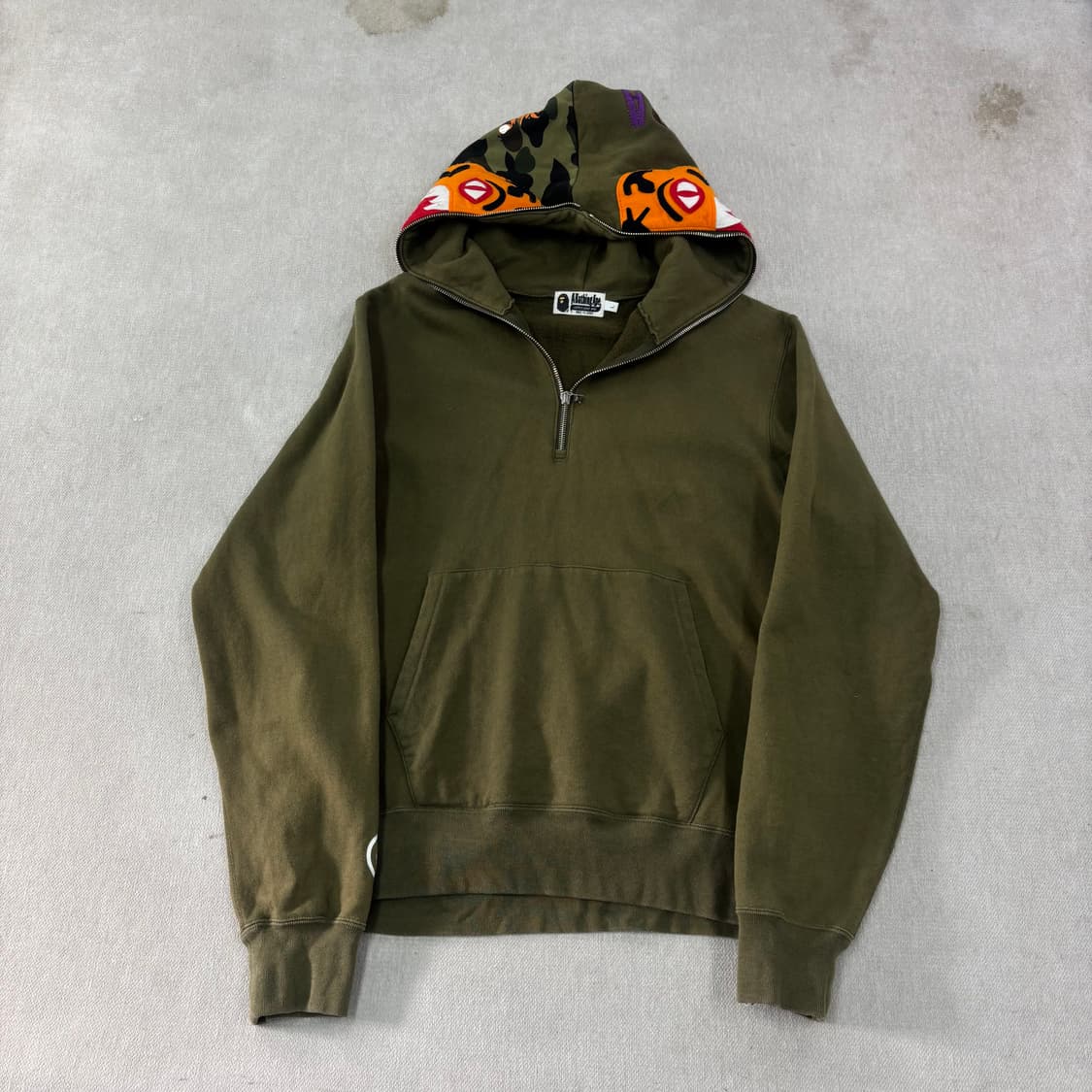 100 베이프 타이거 카키 반집업 후드티 상품이미지1