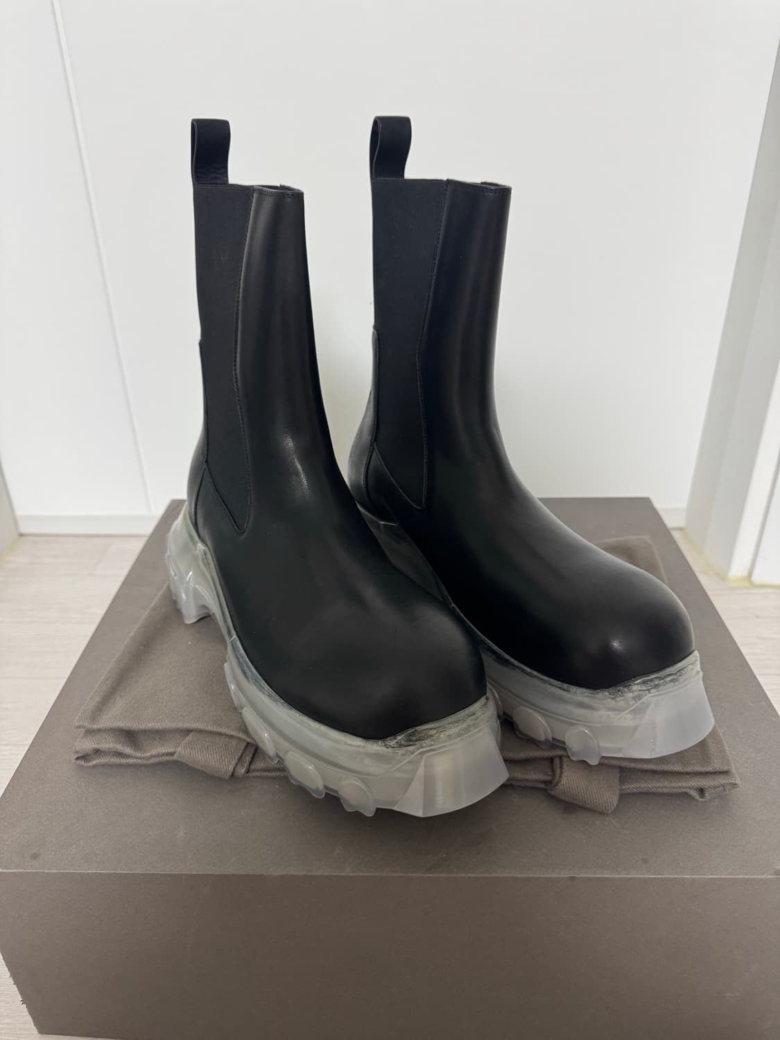 릭오웬스 보조트렉터 부츠 클리어솔 42size 상품이미지1