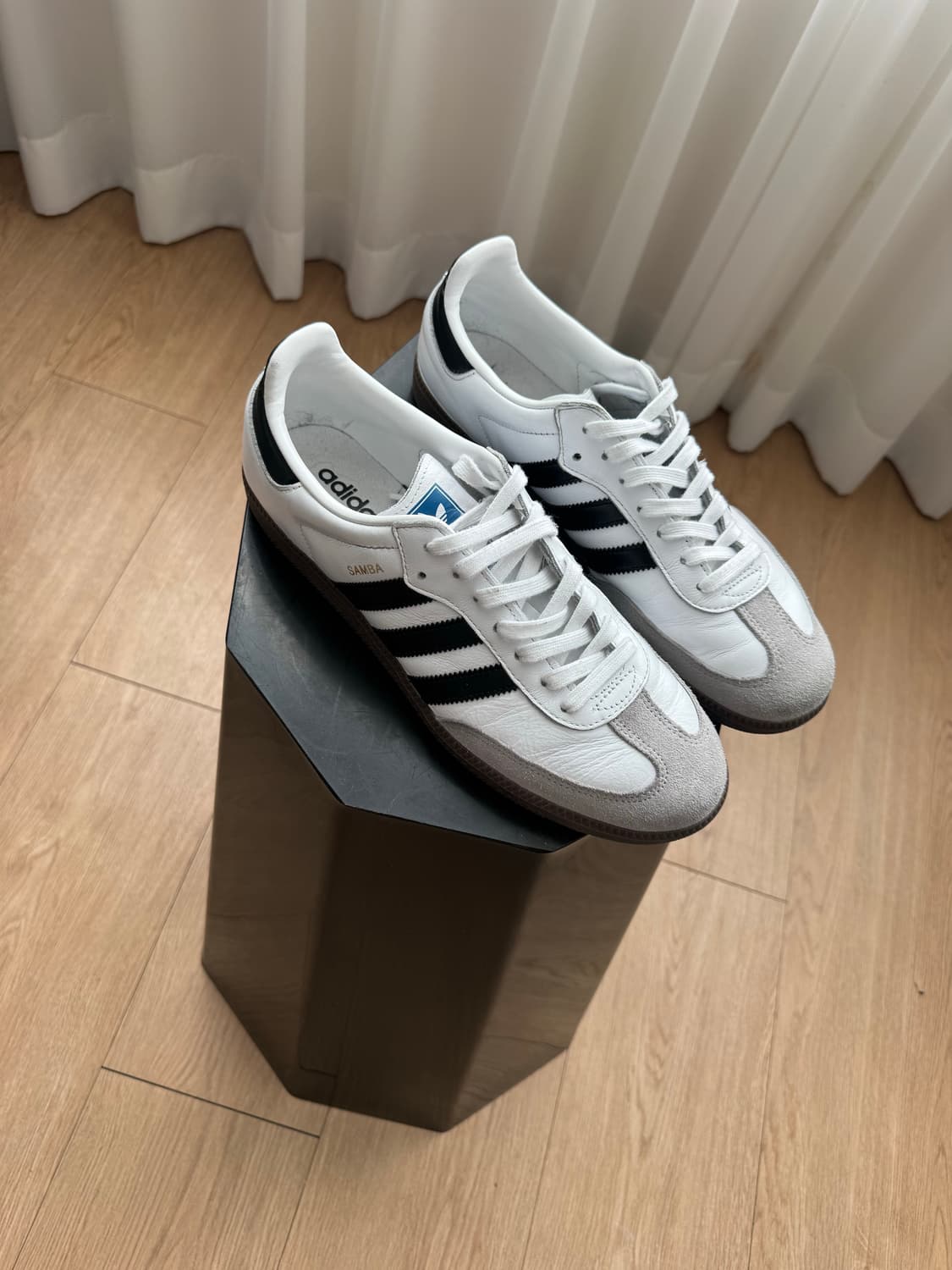 [280] 아디다스 삼바 OG 화이트 블랙 - 쇼핑몰 촬영용 S급 상품이미지9