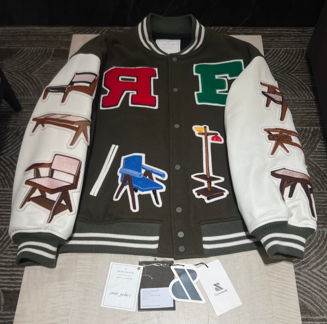 레디메이드 체어 바시티 자켓 사이즈3 (L) 분더샵 정품 상품이미지1