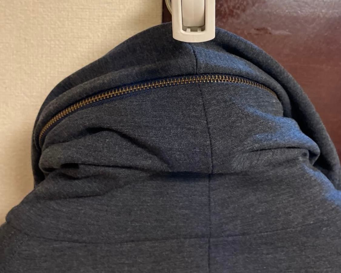 슈리셀 비대칭 하이넥 후드 상품이미지2