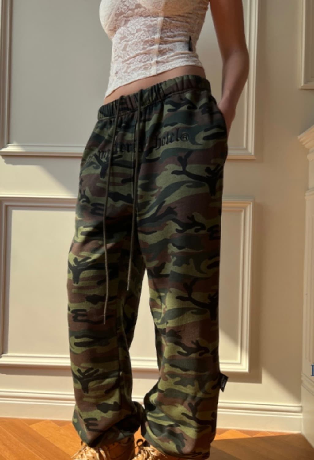 더미스테리어스호텔 LONG STRAP OVER PANTS CAMO 상품이미지1