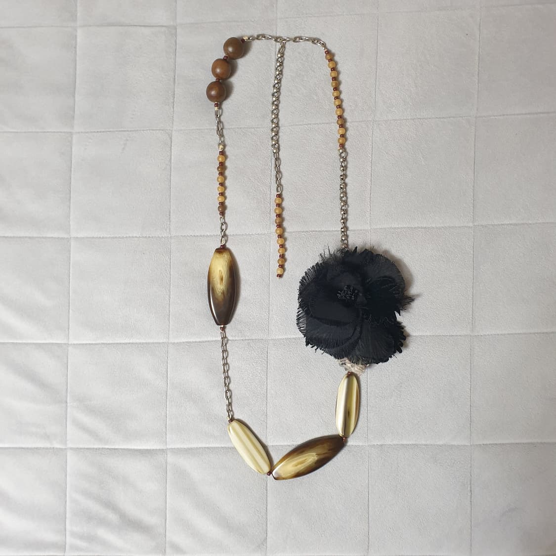 MARNI 마르니 쉬폰실크플라워 우드비즈 아크릴 조형장식 체인 목걸이 상품이미지5