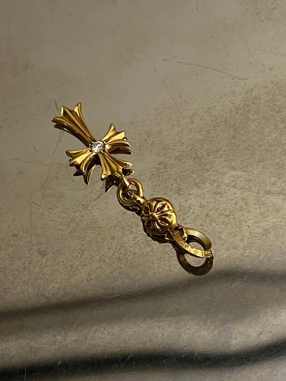 [크롬하츠] 22k 원 볼 타이니 크로스 1P 파베 다이아 펜던트 참 상품이미지2