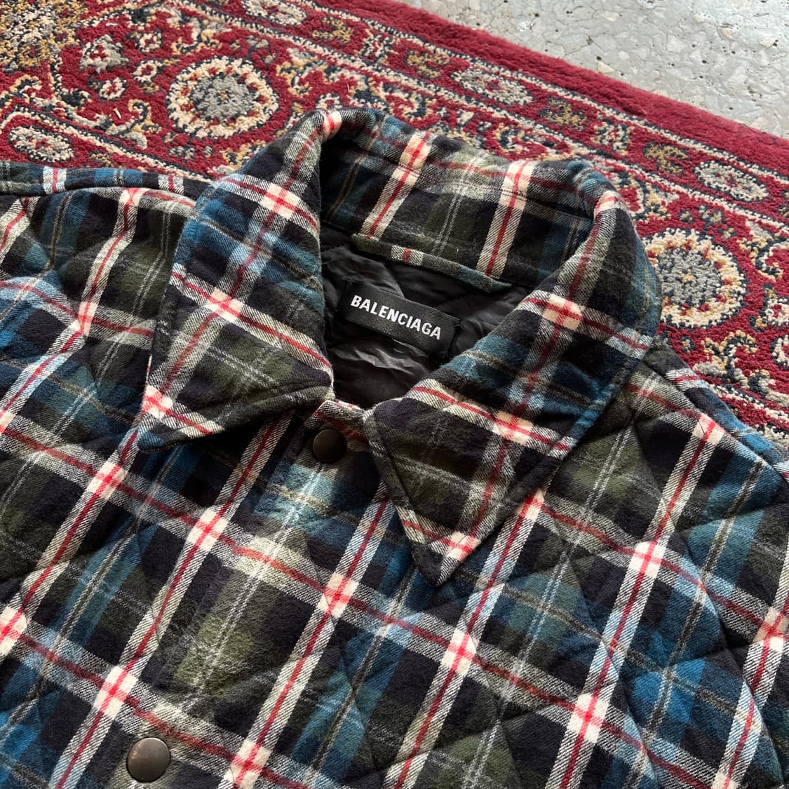 발렌시아가 18fw 퀼팅 셔츠 자켓 [ 105-110 ] 상품이미지2