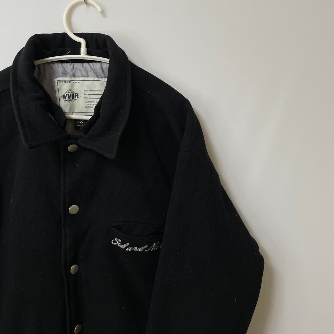 [ XL ] WVUR 남성 로고 누빔 바시티 자켓 상품이미지4