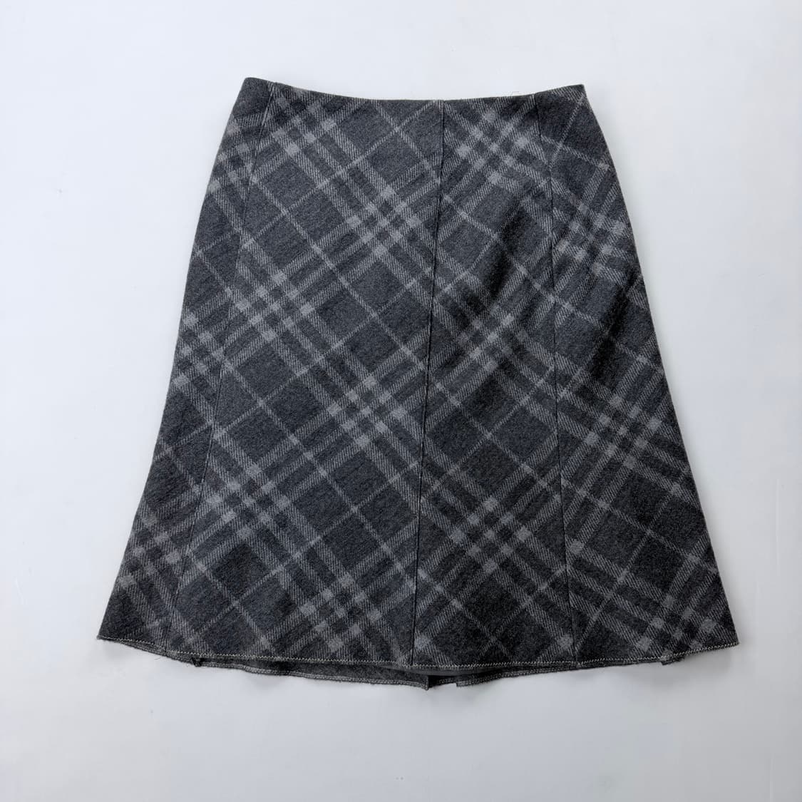 꼼사데모드 울 체크 미니스커트 상품이미지7