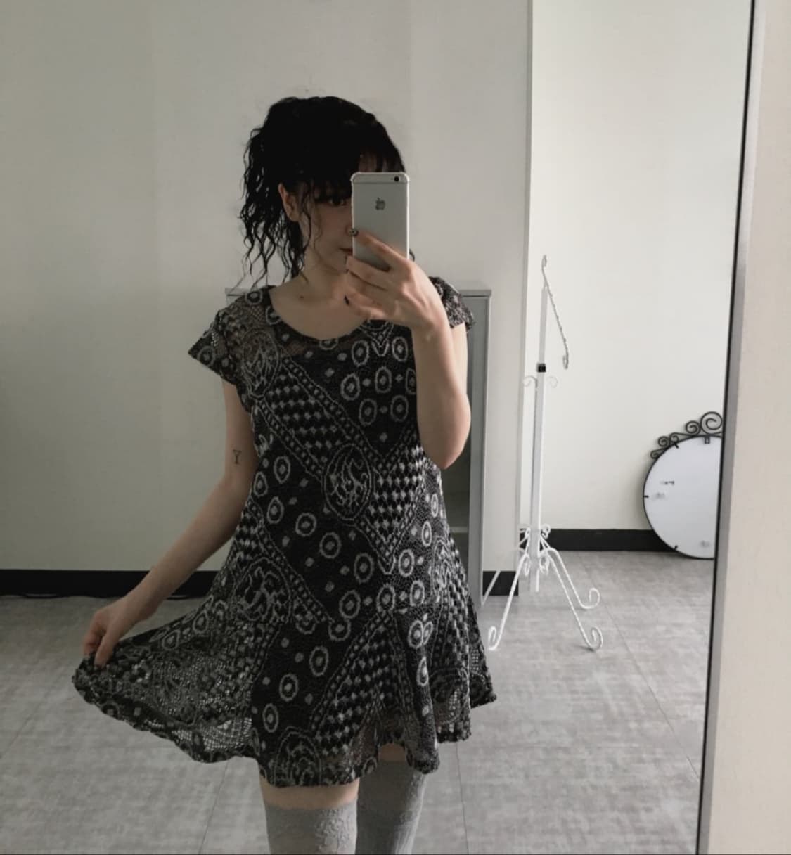 sheer pattern mini dress 상품이미지2