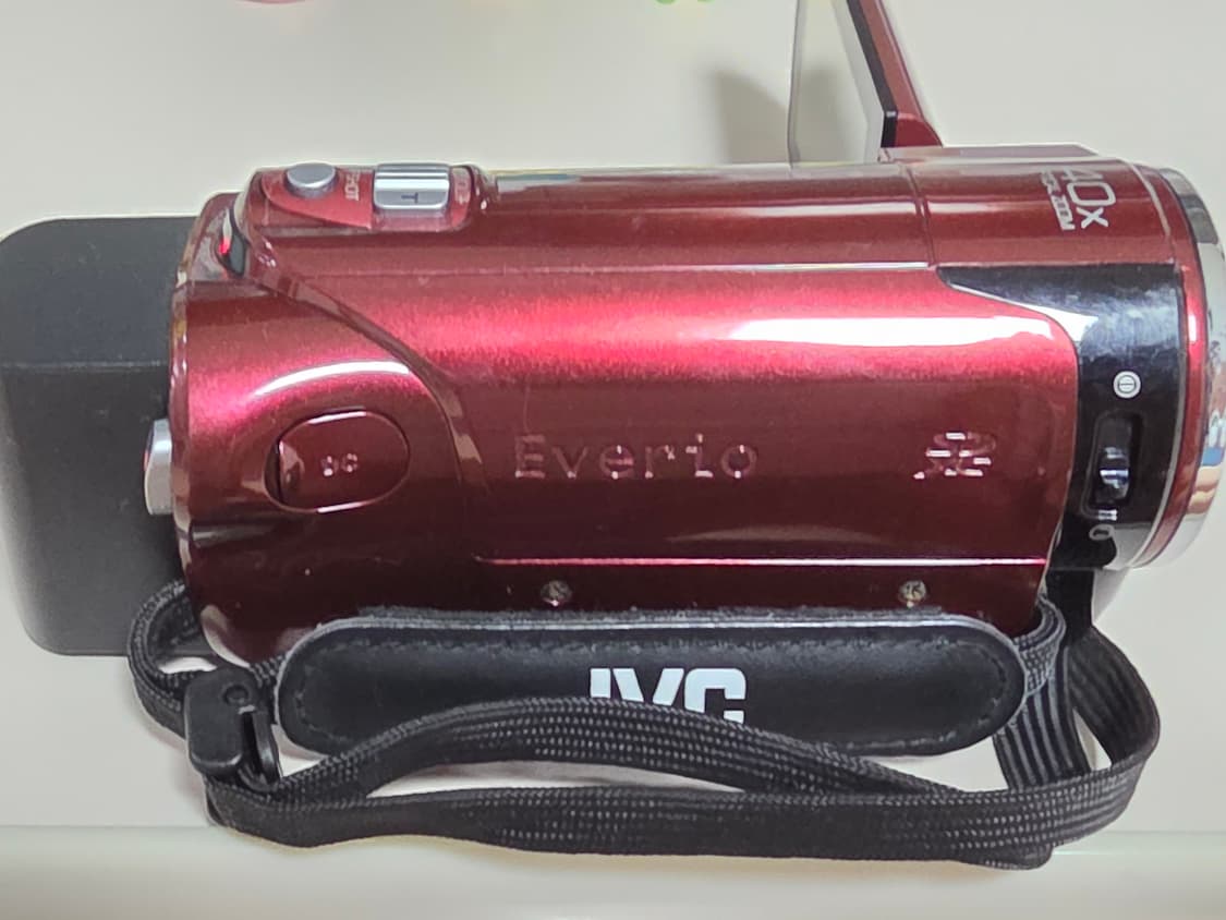 JVC 에버리오 GZ-HM670 레드 빈티지 디지털캠코더 상품이미지2