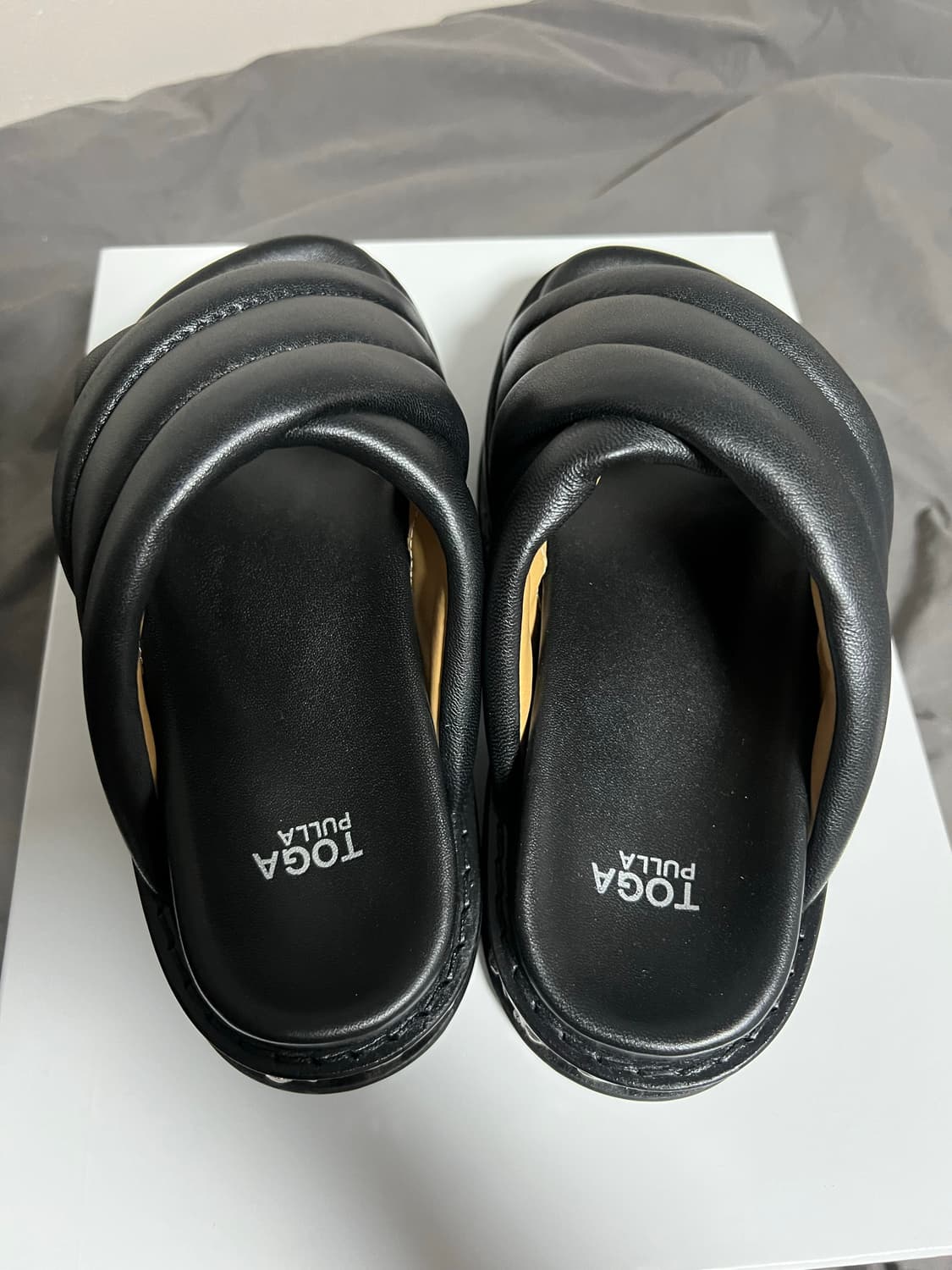 (35) 토가 레더 샌들 블랙 새상품 상품이미지4