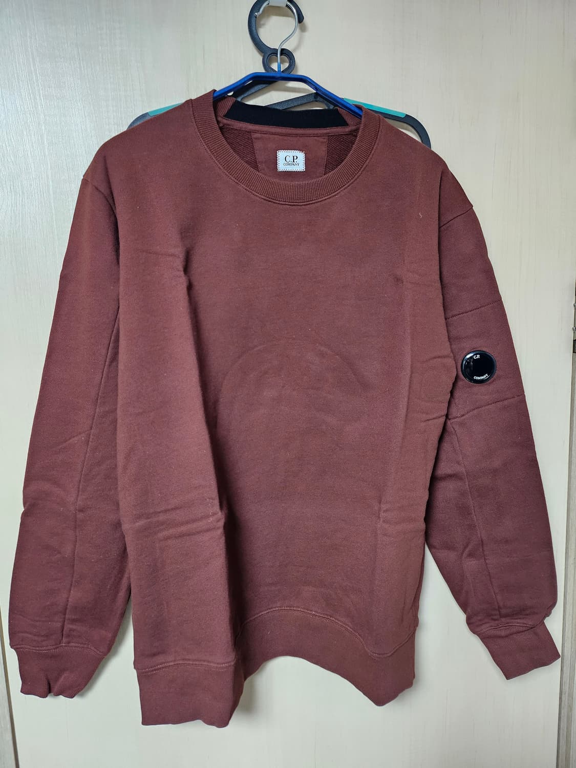 Cp컴퍼니 맨투맨 브라운 상품이미지5