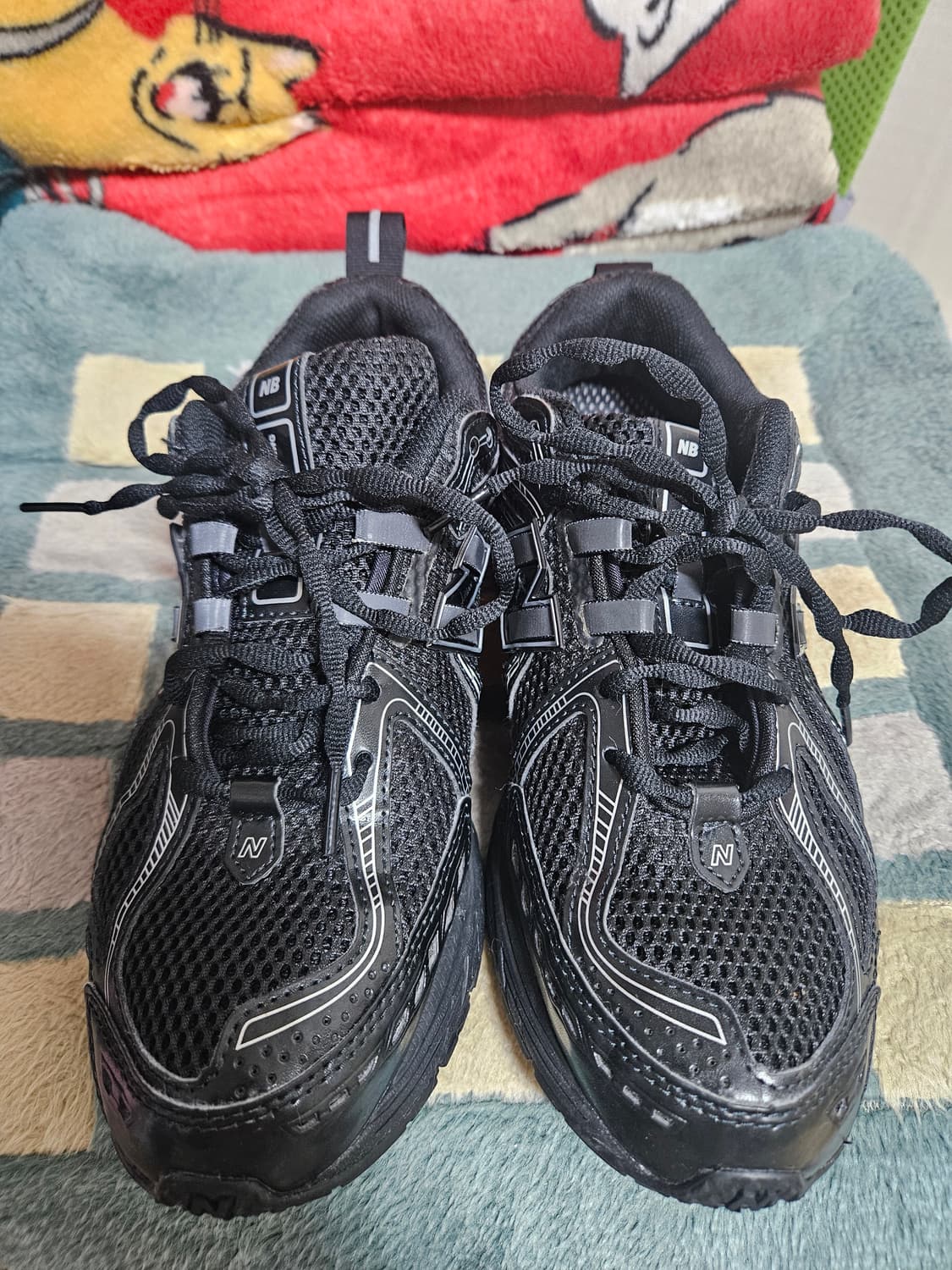 뉴발란스 1906R 트리플블랙 270 상품이미지1