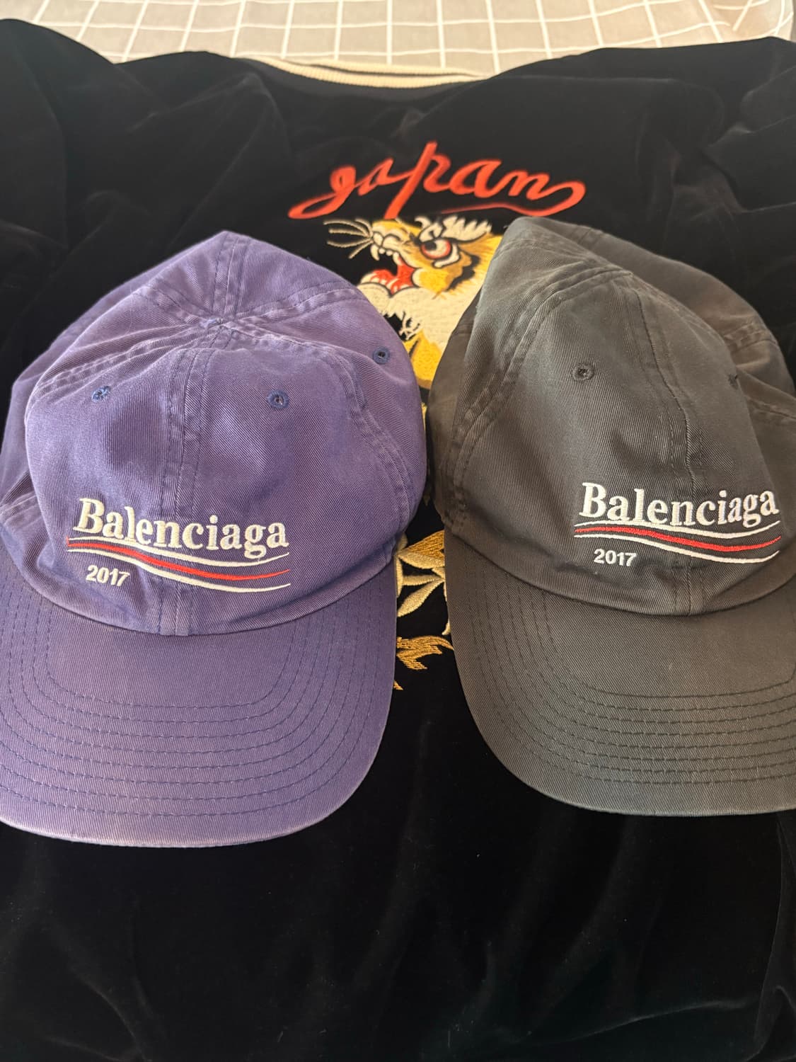 [59L]발렌시아가 2017 웨이브로고 볼캡 상품이미지1