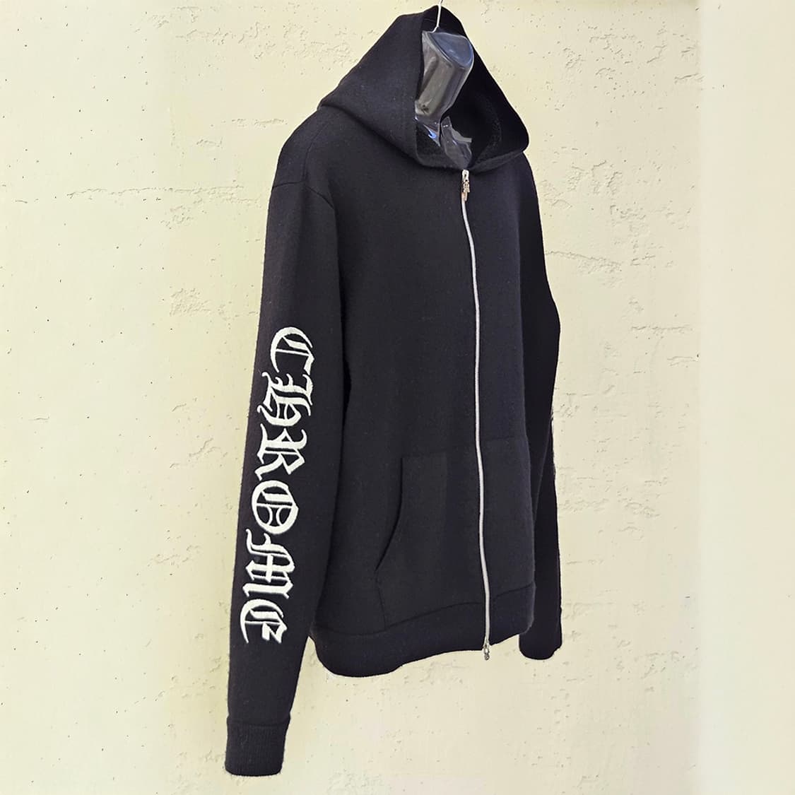 [XL] 크롬하츠 레터링 자수 캐시미어 후드집업 블랙 AB1213C163 상품이미지2