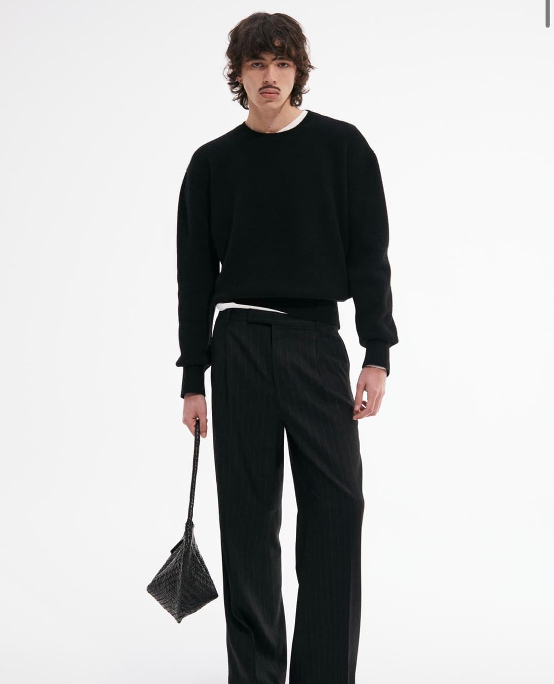 타일레 캐시미어 라운넥 니트 2사이즈 블랙,바이올렛 판매 상품이미지3