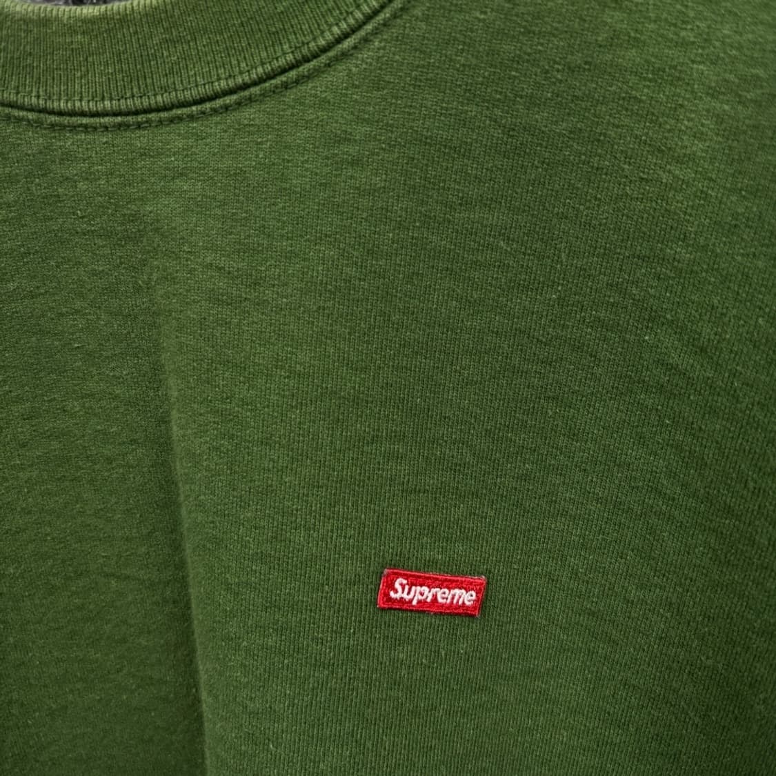 슈프림 스몰로고 맨투맨 상품이미지4